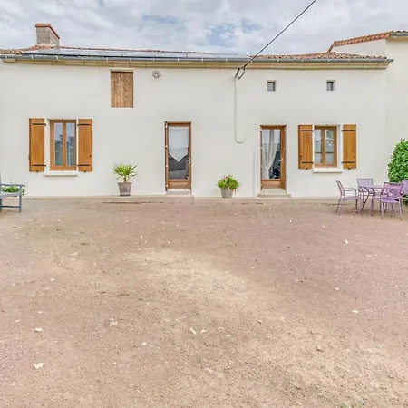 Holiday home Bocage